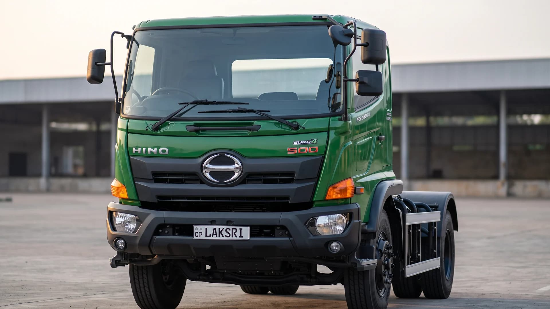 hino ranger-fg in dambulla market dawn