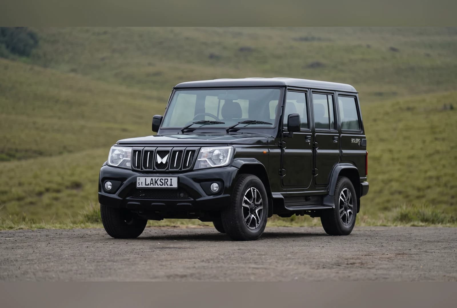 Mahindra Bolero at the Horton Plains road