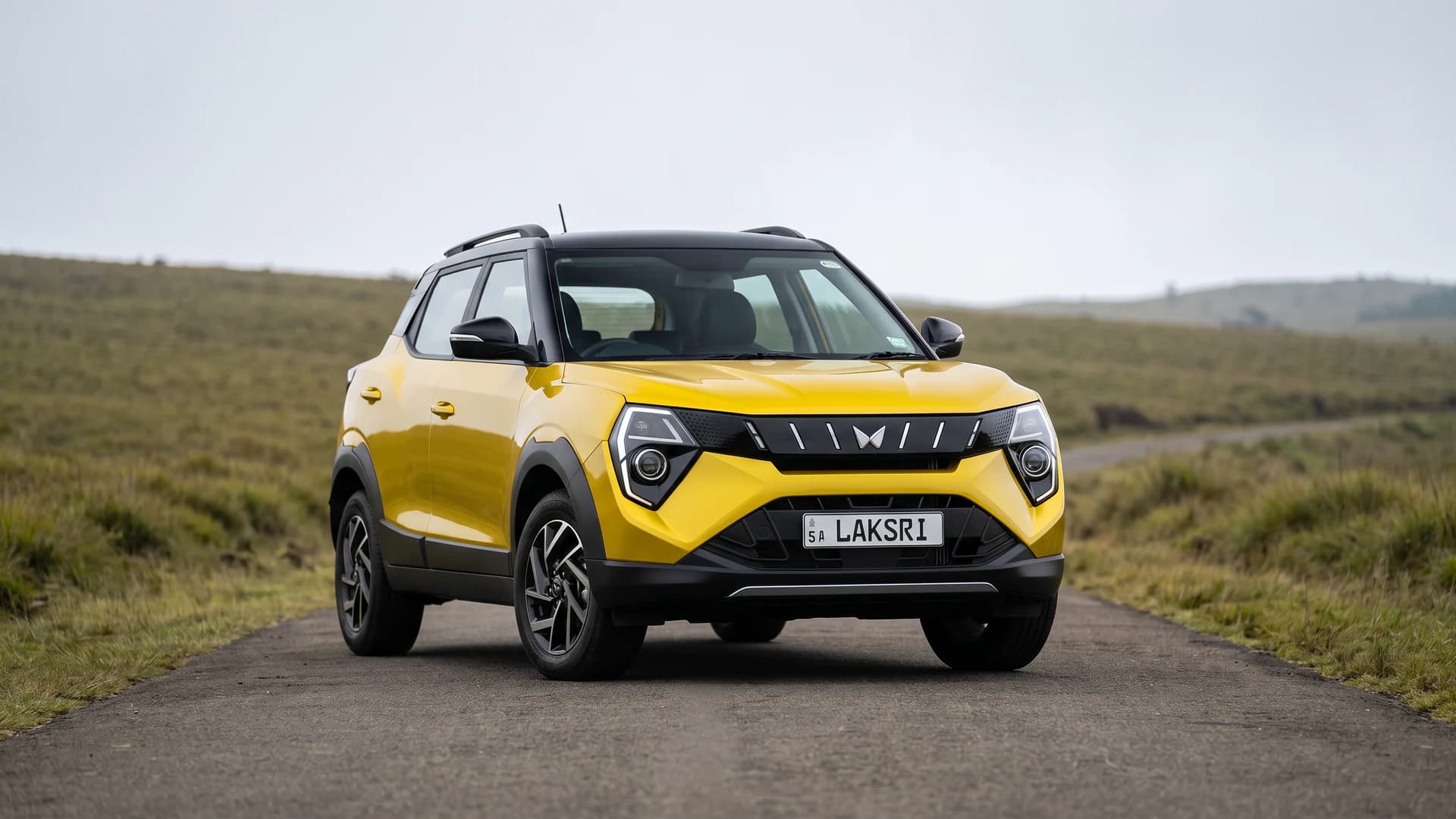 Mahindra XUV 3XO at the Horton Plains road