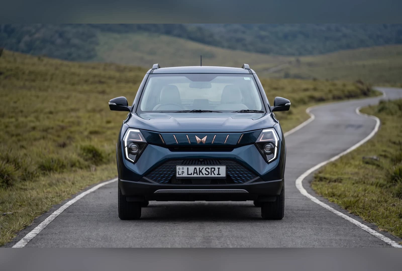 Mahindra XUV 3XO EV at the Horton Plains road