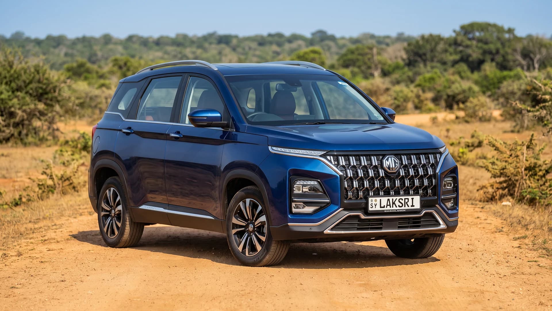 MG Hector Plus at the Yala approach road