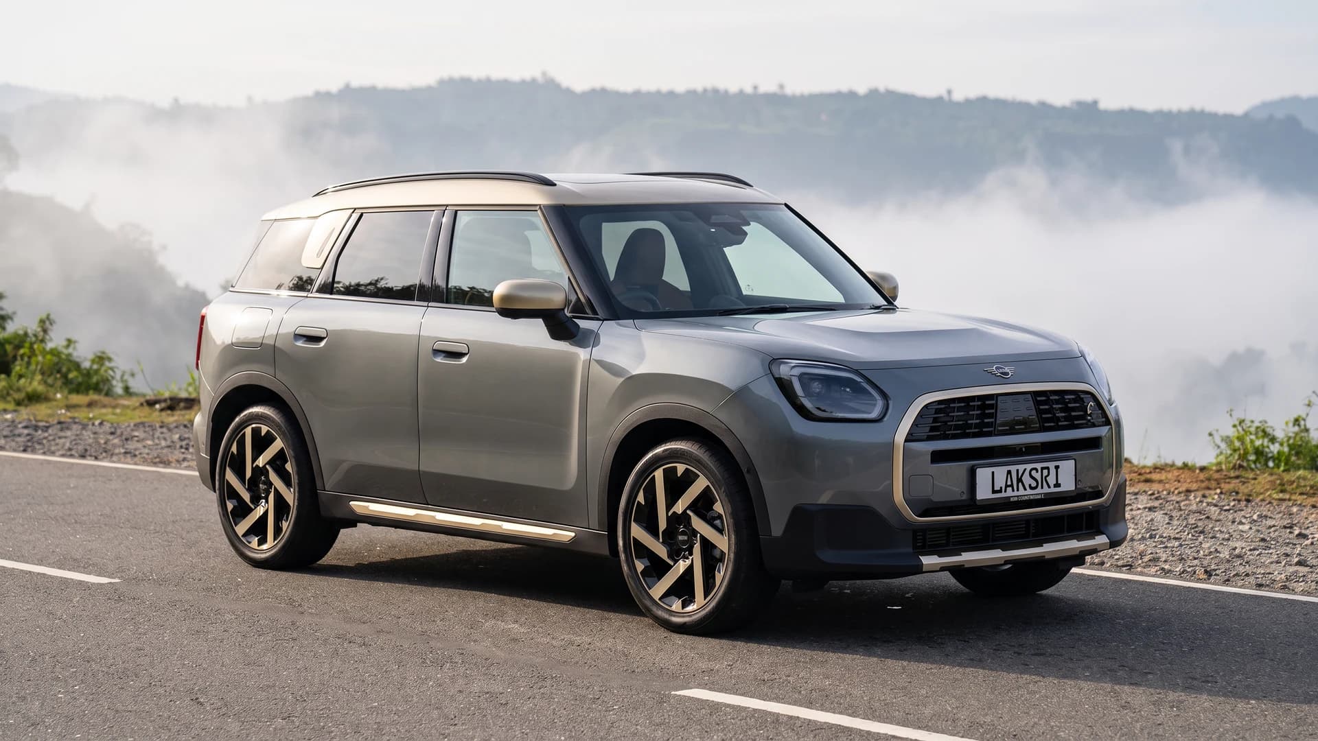 Mini Countryman C at Ella