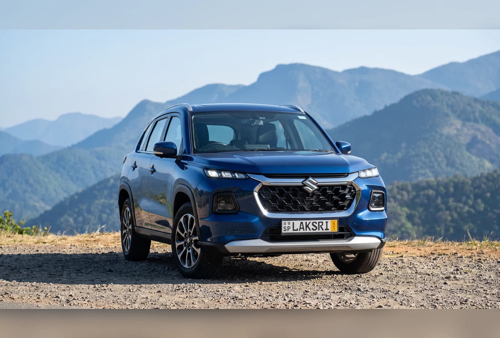 Suzuki Grand Vitara at the Knuckles range